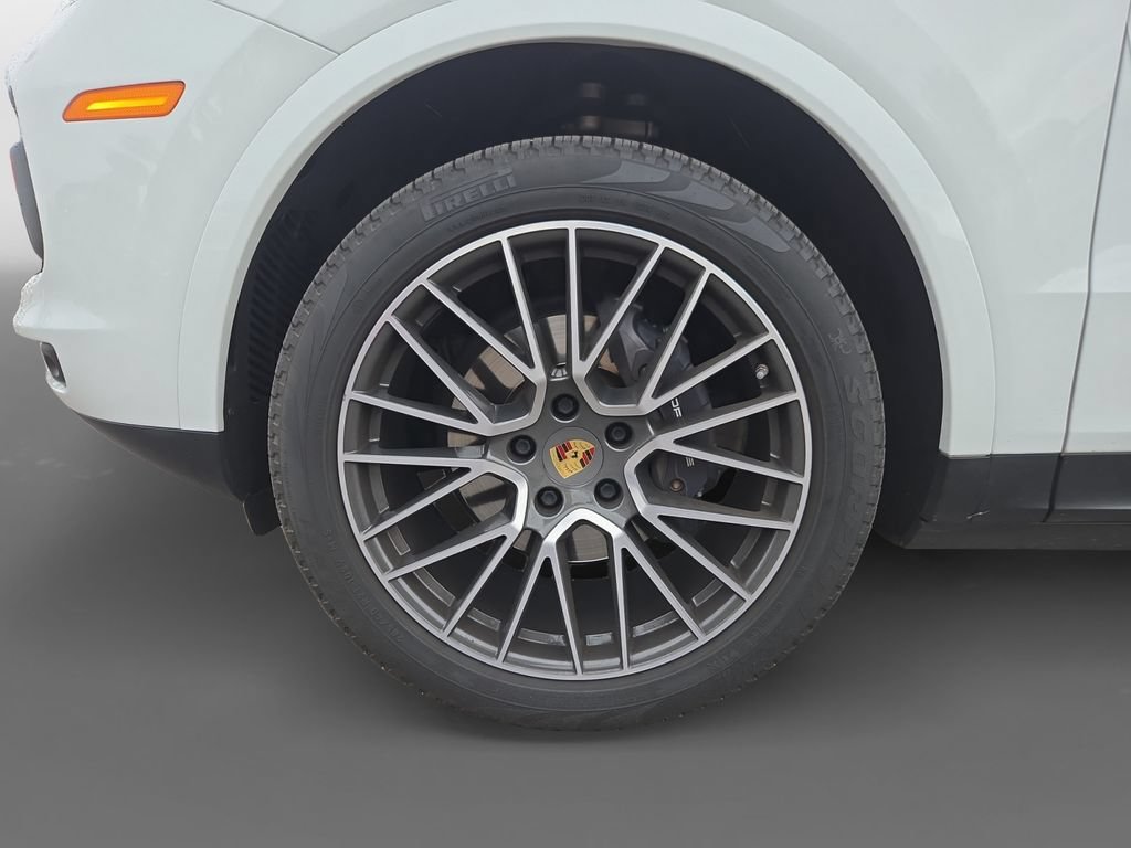 Used 2019 Porsche Cayenne AWD/4WD image 15