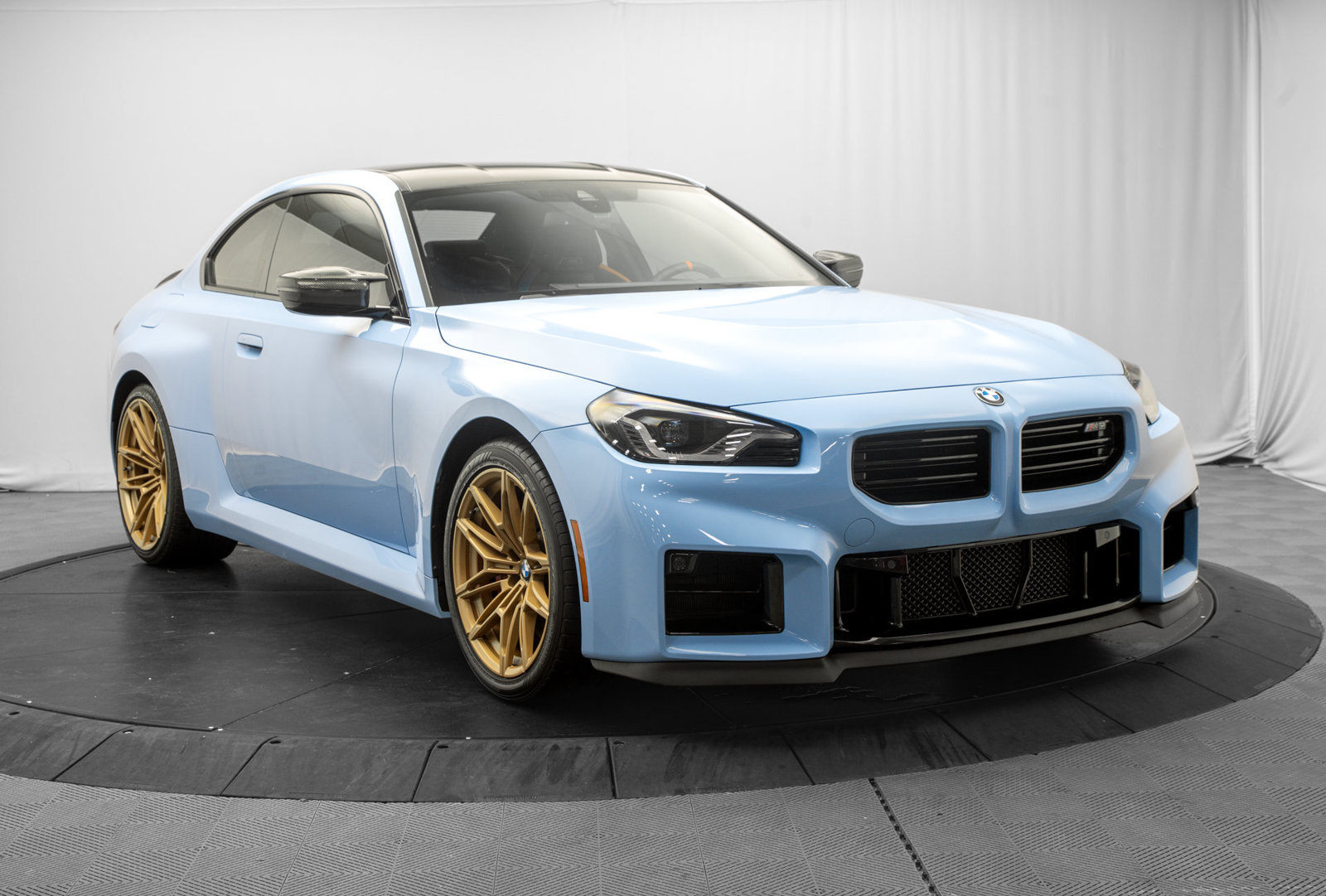 Used 2026 BMW M2 w/ Lighting Package RWD image 9