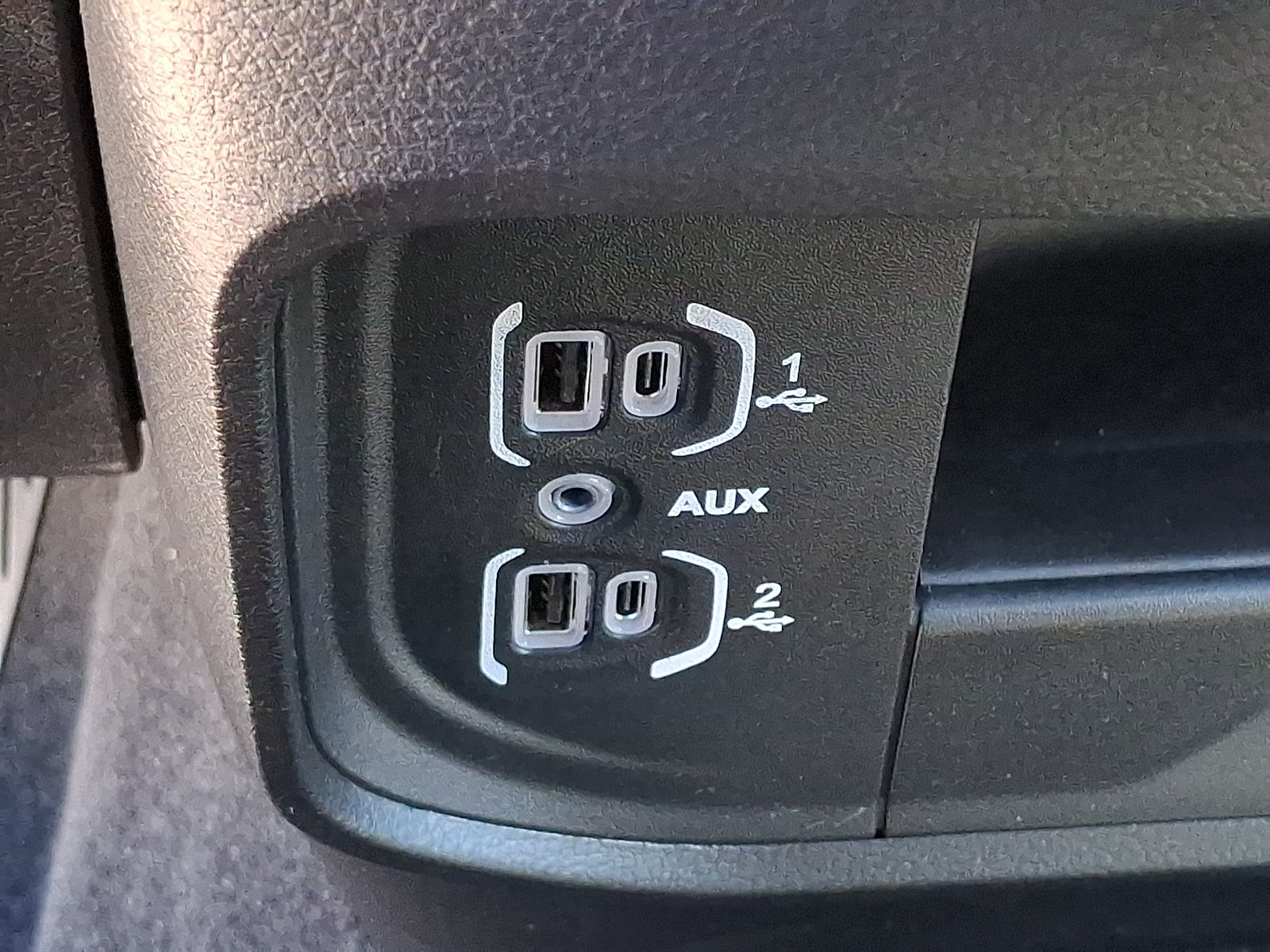 Used 2025 RAM 2500 Big Horn AWD/4WD image 25