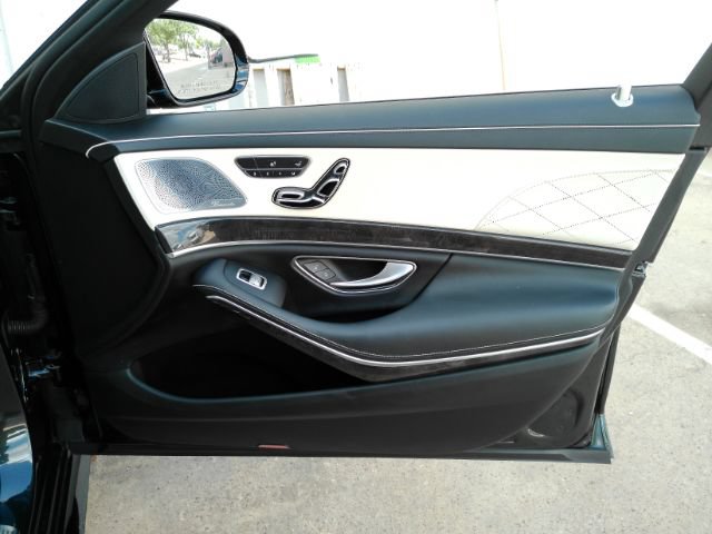 Used 2019 Mercedes-Benz S 63 AMG S 4MATIC Sedan image 21