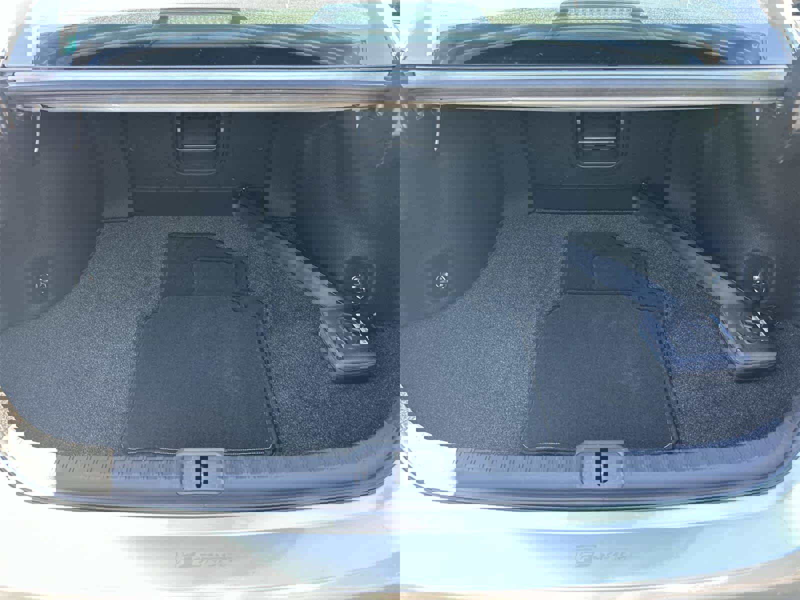 Used 2023 Lexus ES 350 F Sport w/ Accessory Package (Z2) image 20