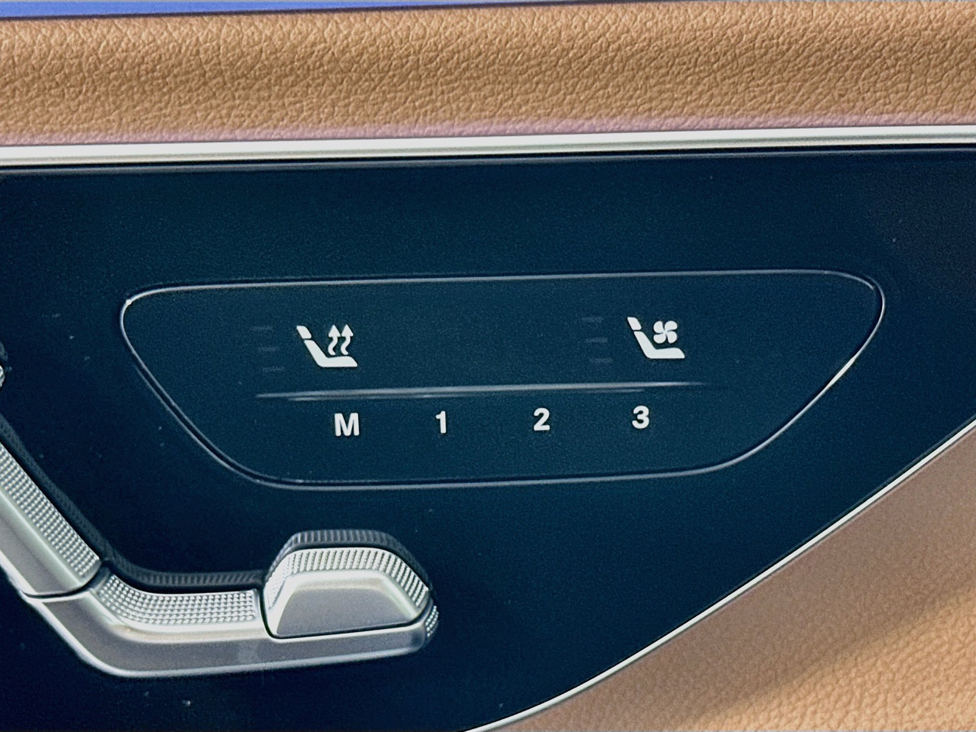 New 2027 Mercedes-Benz E 350 4MATIC Sedan image 22