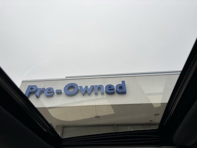 Used 2023 Toyota Corolla SE image 24