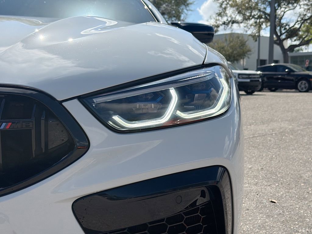 Used 2025 BMW M8 Competition image 11