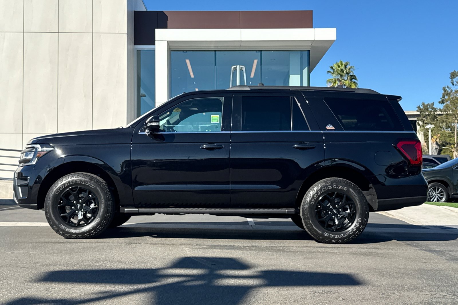 Certified 2024 Ford Expedition Timberline AWD/4WD image 6