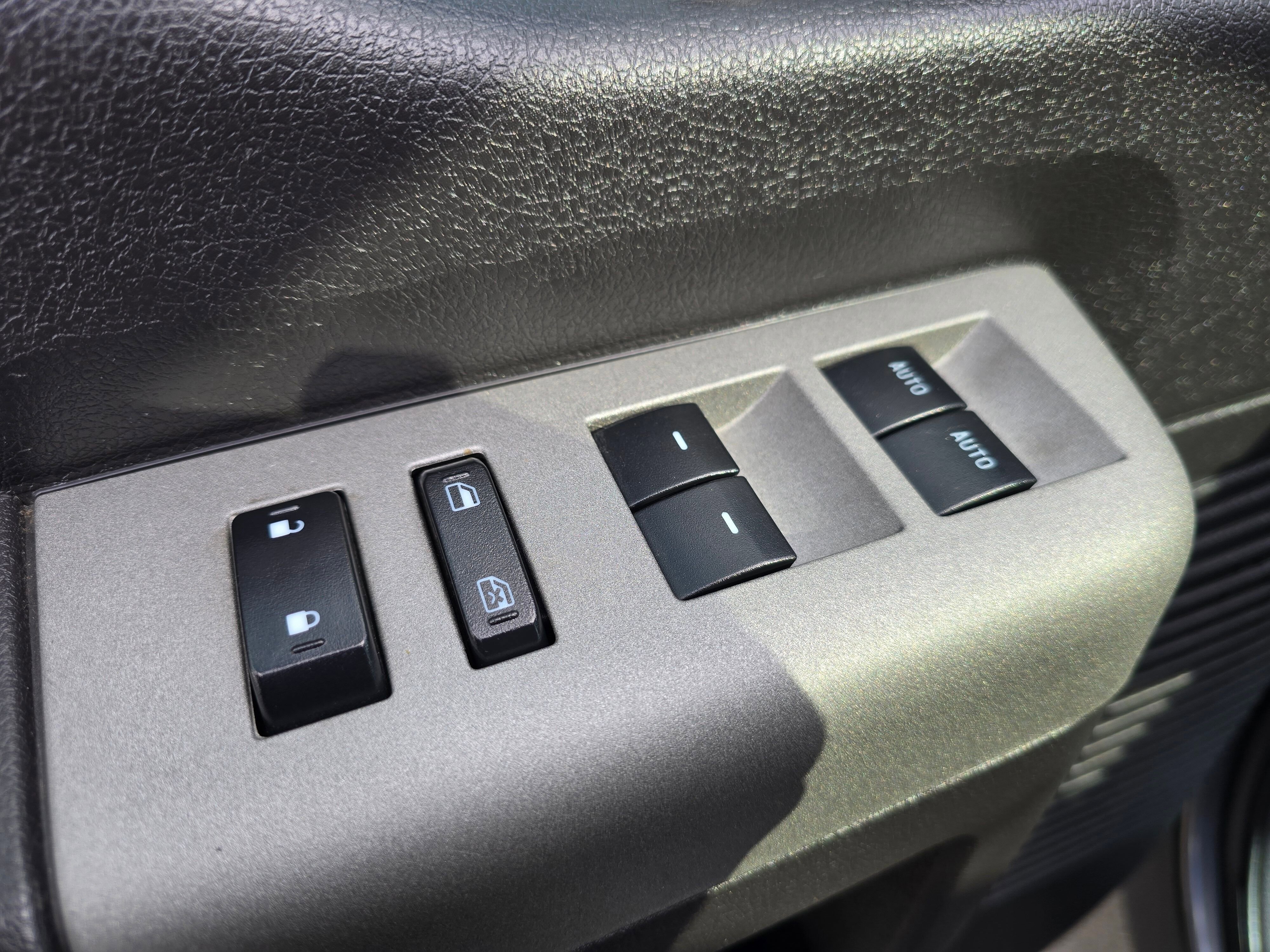 Used 2016 Ford F250 Lariat w/ Lariat Ultimate Package image 27