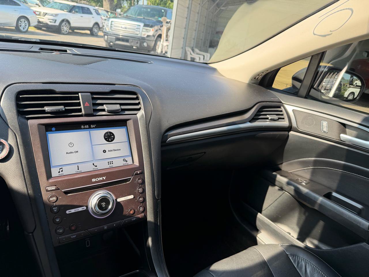 Used 2017 Ford Fusion Titanium FWD image 13