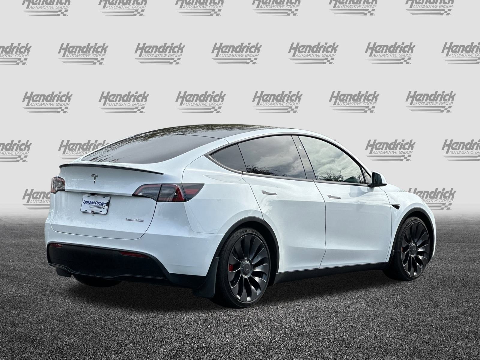 Used 2023 Tesla Model Y Performance image 5