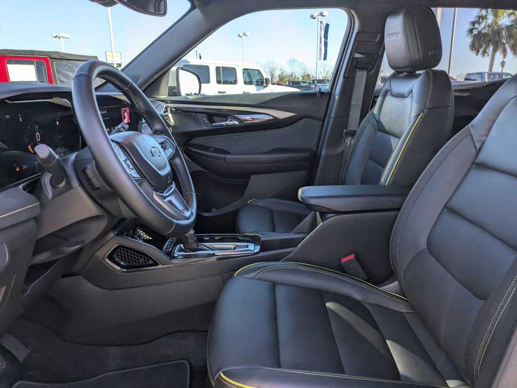 Used 2025 Chevrolet TrailBlazer ACTIV w/ Convenience Package image 22