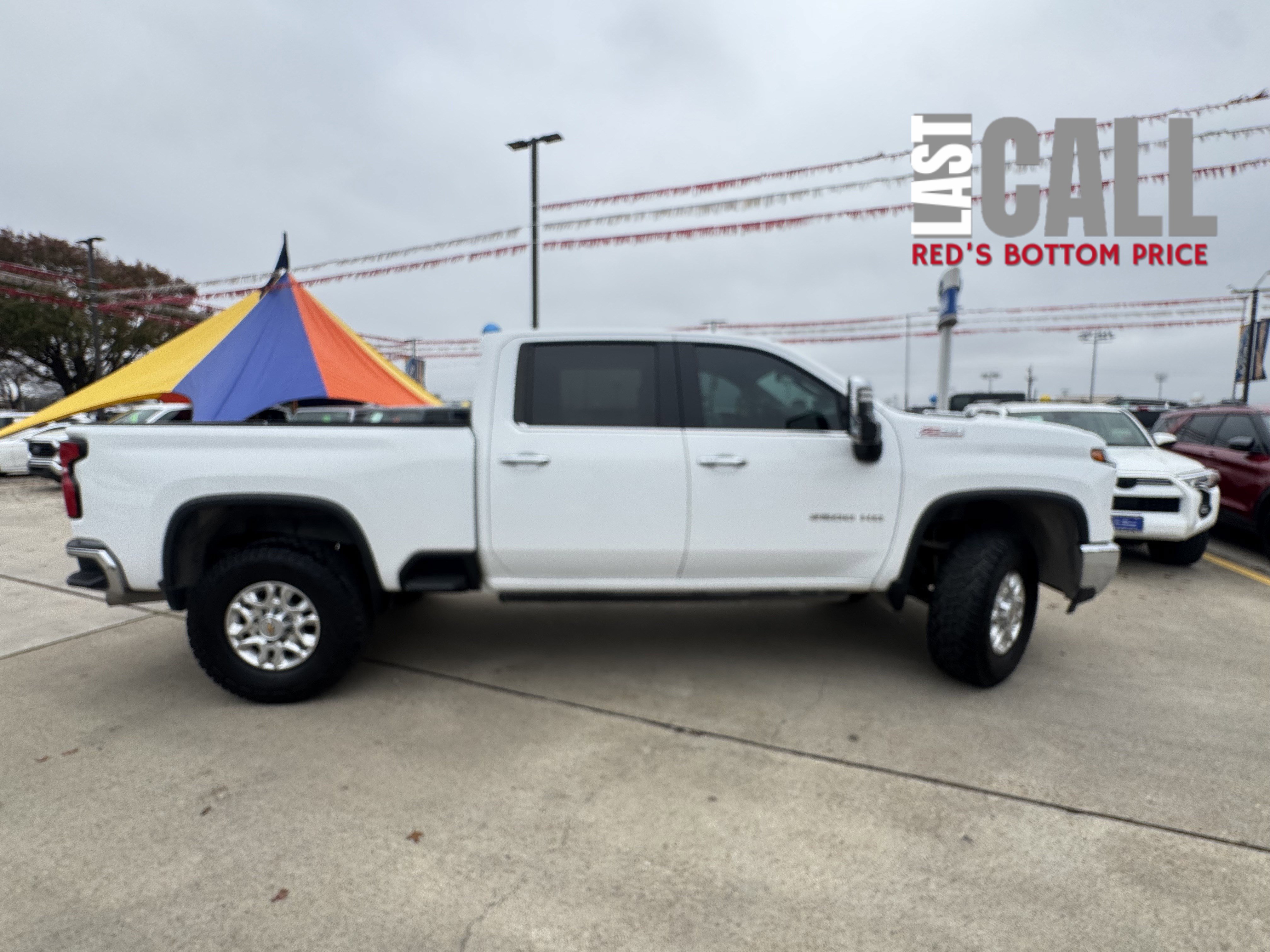 Used 2024 Chevrolet Silverado 2500 LTZ w/ LTZ Plus Package image 7