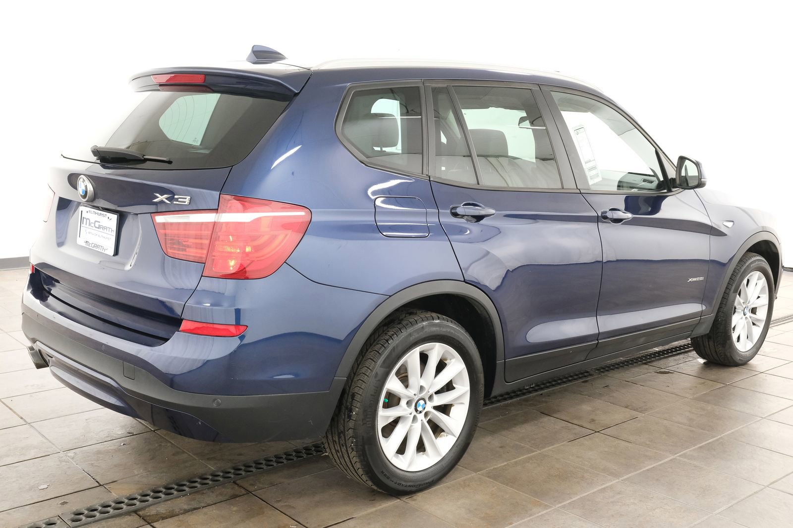 Used 2017 BMW X3 xDrive28i AWD/4WD image 5