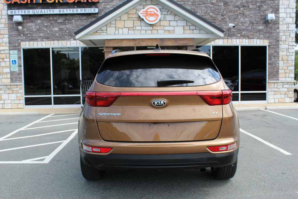 Used 2019 Kia Sportage EX w/ EX Premium Package AWD/4WD image 5