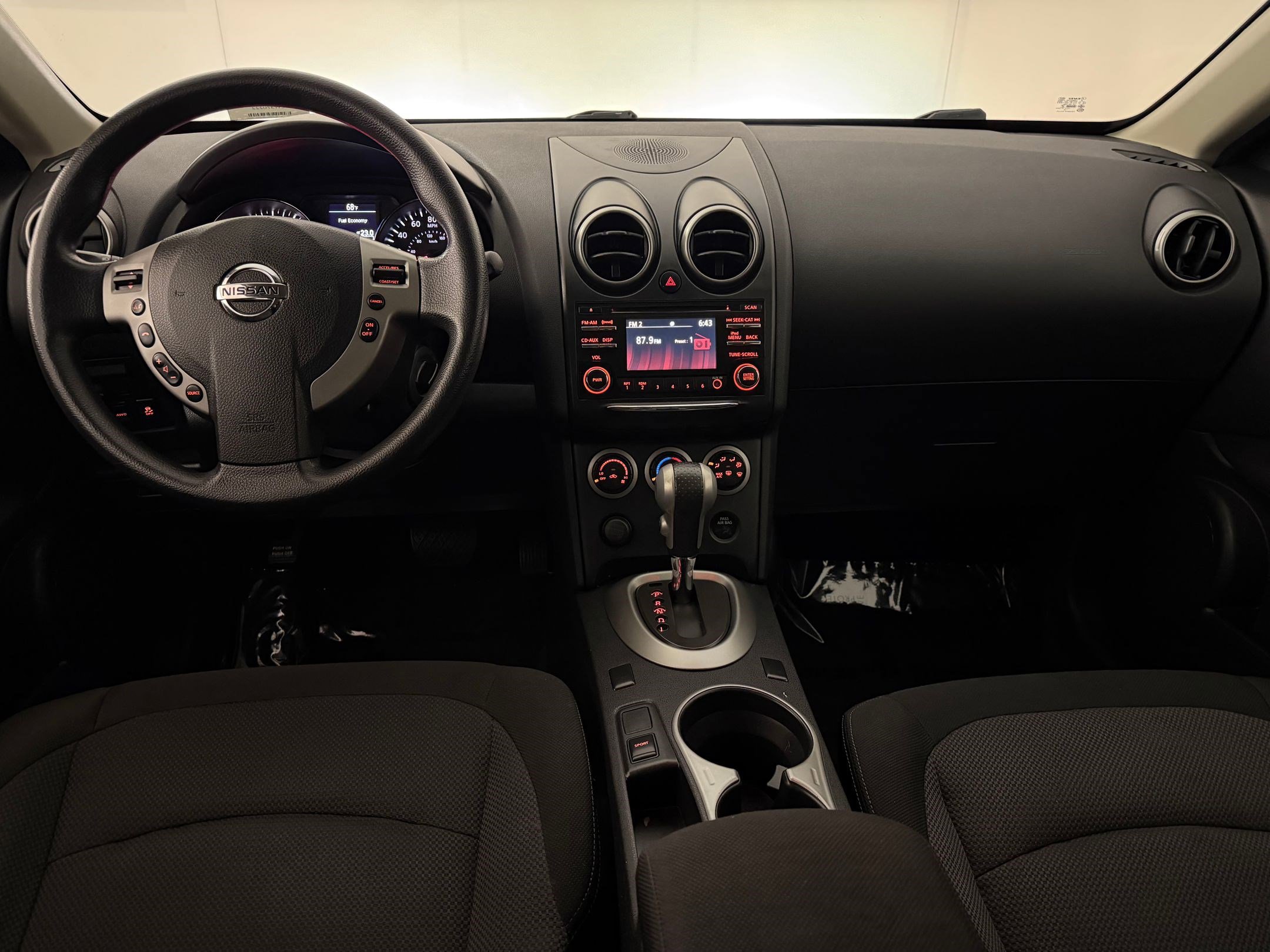 Used 2012 Nissan Rogue SV AWD/4WD image 16