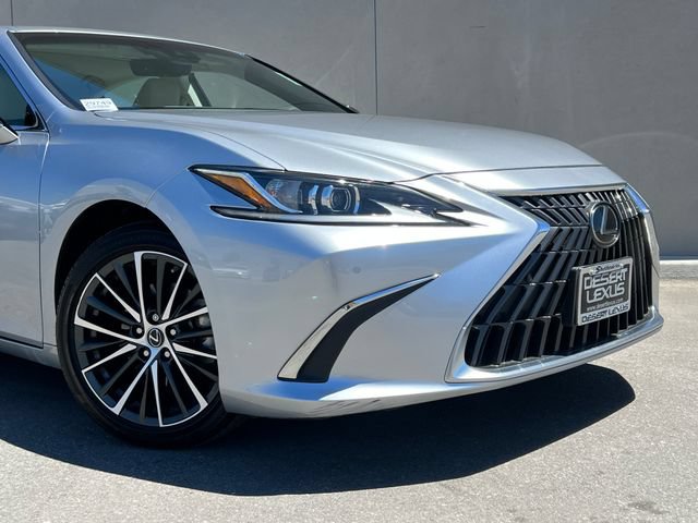Certified 2025 Lexus ES 350 w/ Premium Package FWD video 2