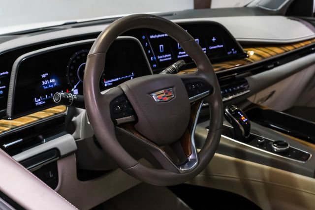 Used 2021 Cadillac Escalade ESV Sport Platinum RWD image 19