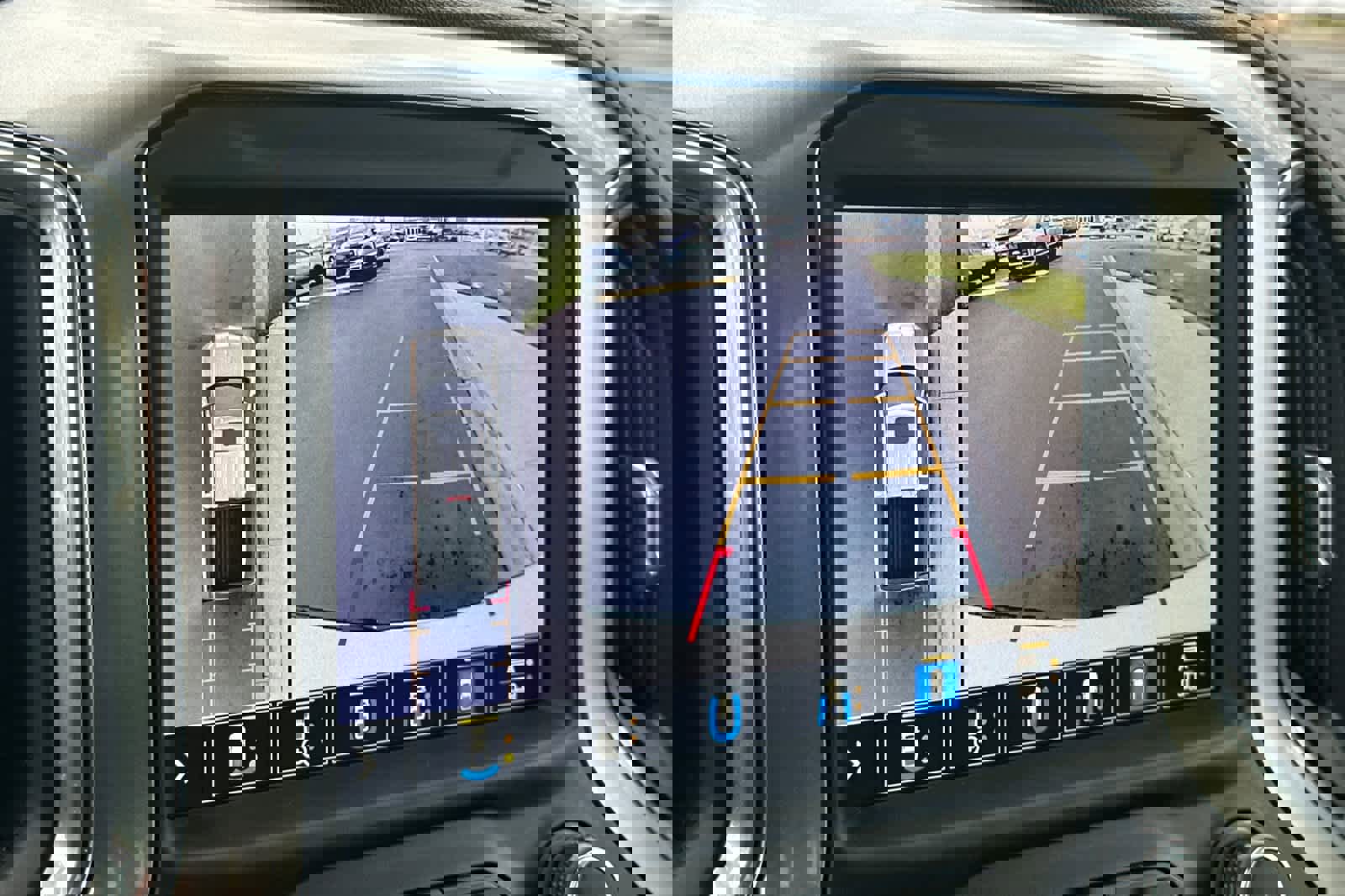 Used 2021 Chevrolet Silverado 1500 LTZ w/ Technology Package image 19