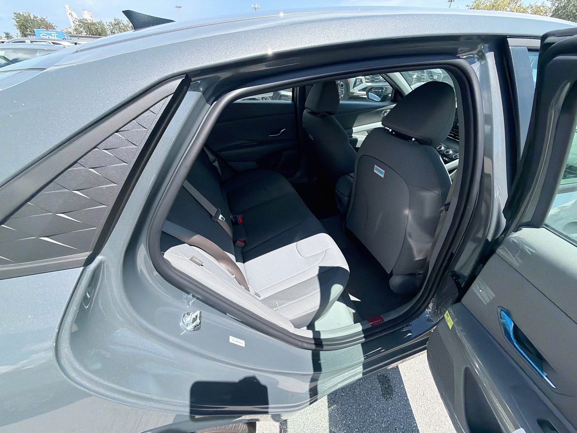 New 2026 Hyundai Elantra SE FWD image 19