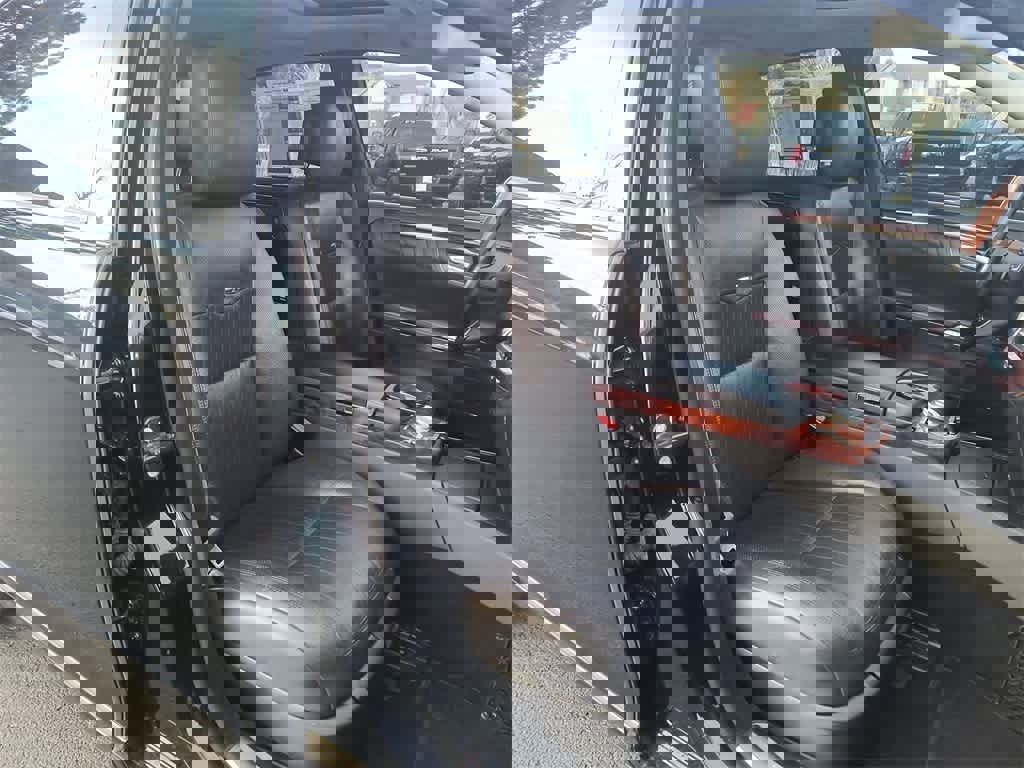 Used 2008 Mercedes-Benz S 600 image 24