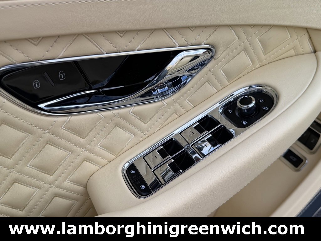 Used 2023 Bentley Continental GT Azure image 29