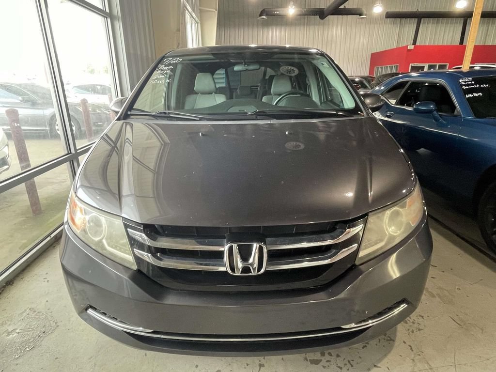 Used 2016 Honda Odyssey SE video 2
