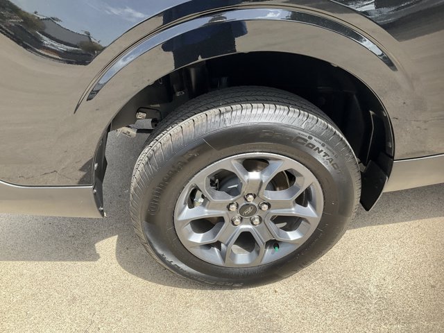 Certified 2025 Ford Maverick XLT w/ Equipment Group 302A AWD/4WD image 16