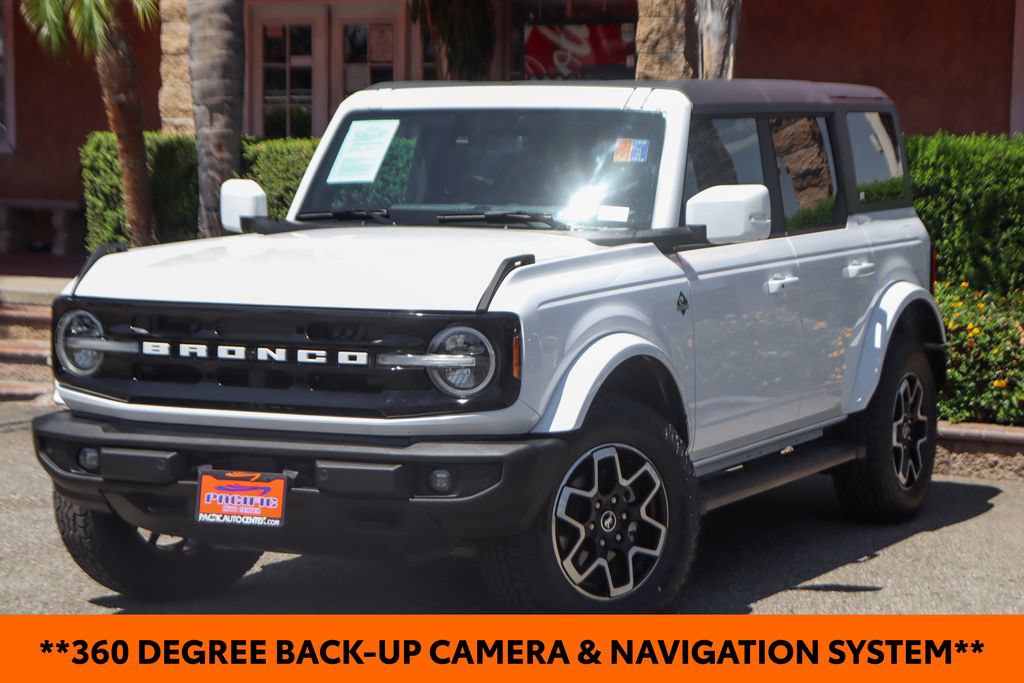 Used 2024 Ford Bronco Outer Banks AWD/4WD image 4