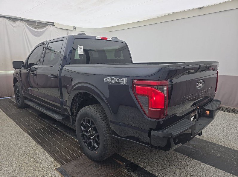 Used 2024 Ford F150 XLT w/ XLT Black Appearance Package AWD/4WD image 4