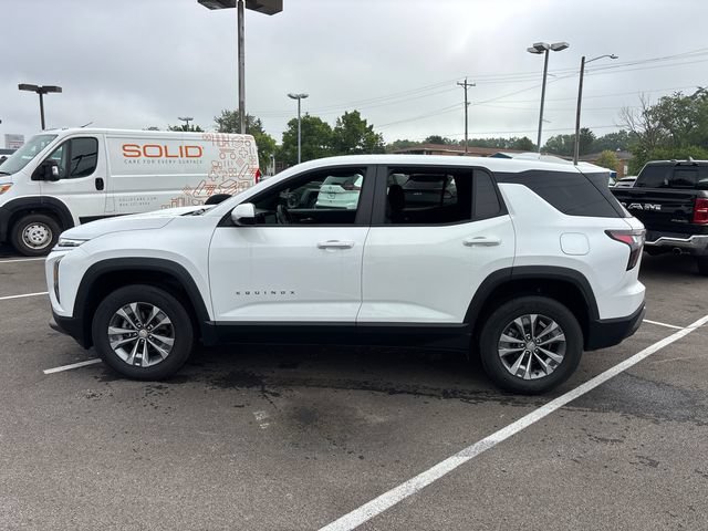 Used 2025 Chevrolet Equinox LT AWD/4WD image 3