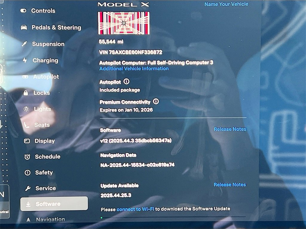 Used 2022 Tesla Model X Plaid image 11