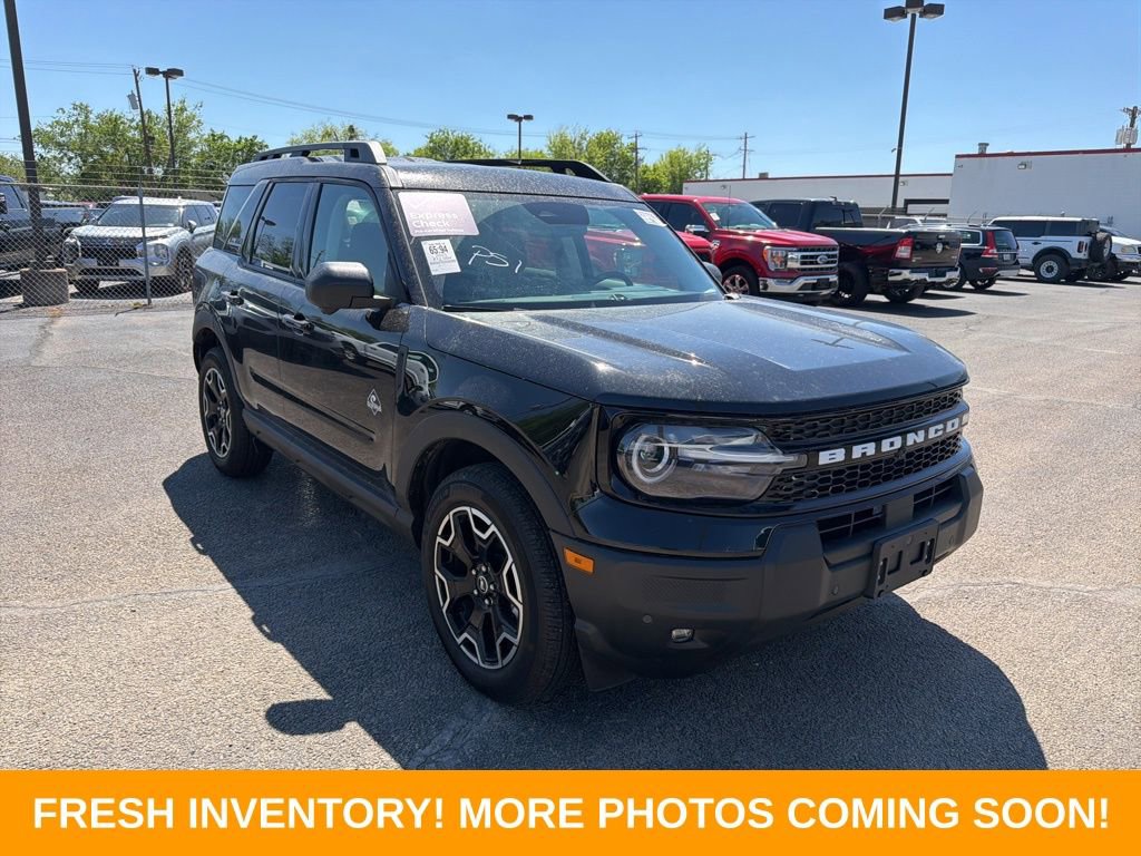 Used 2025 Ford Bronco Sport Outer Banks w/ Outer Banks Tech Package+ image 1