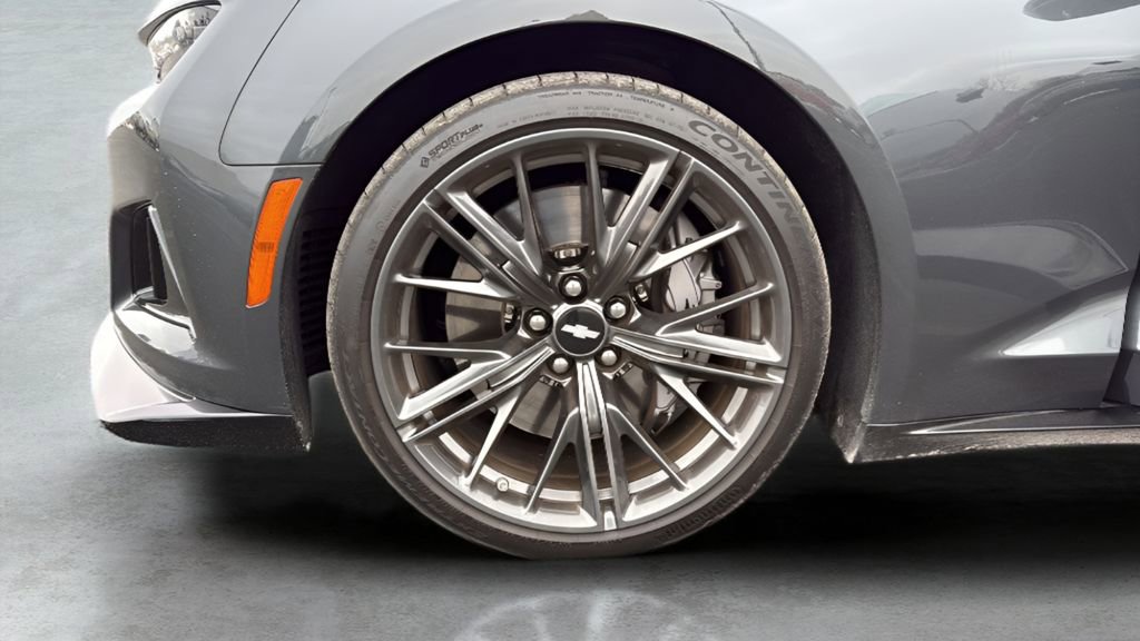 Used 2017 Chevrolet Camaro ZL1 image 32