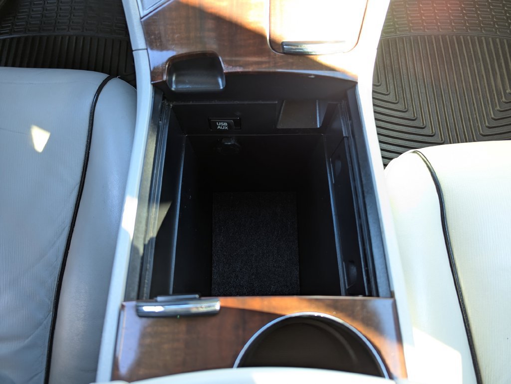 Used 2011 Toyota Venza AWD w/ Premium Pkg #2 image 30