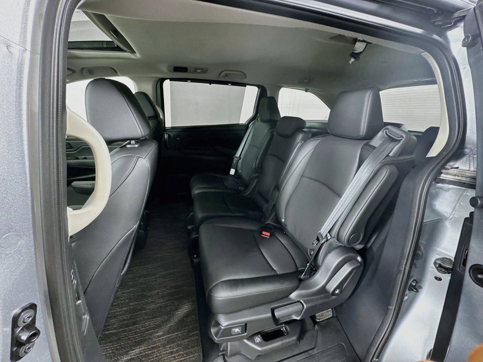 Used 2026 Honda Odyssey EX-L image 31