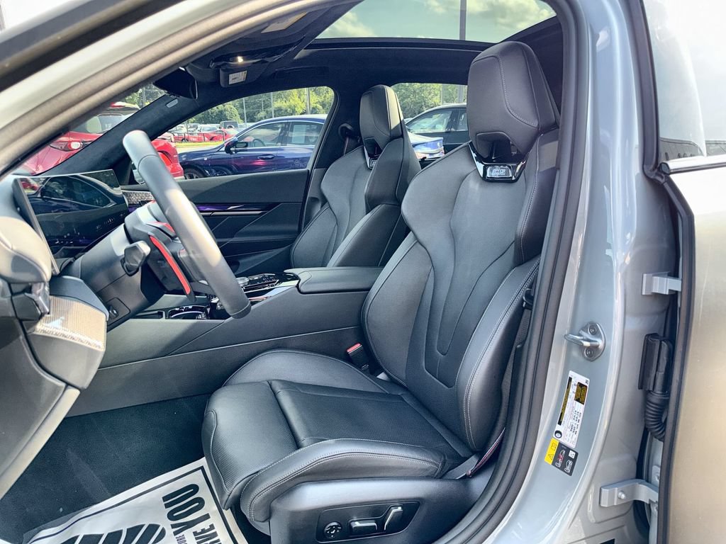 Used 2026 BMW M5 w/ Executive Package AWD/4WD image 13