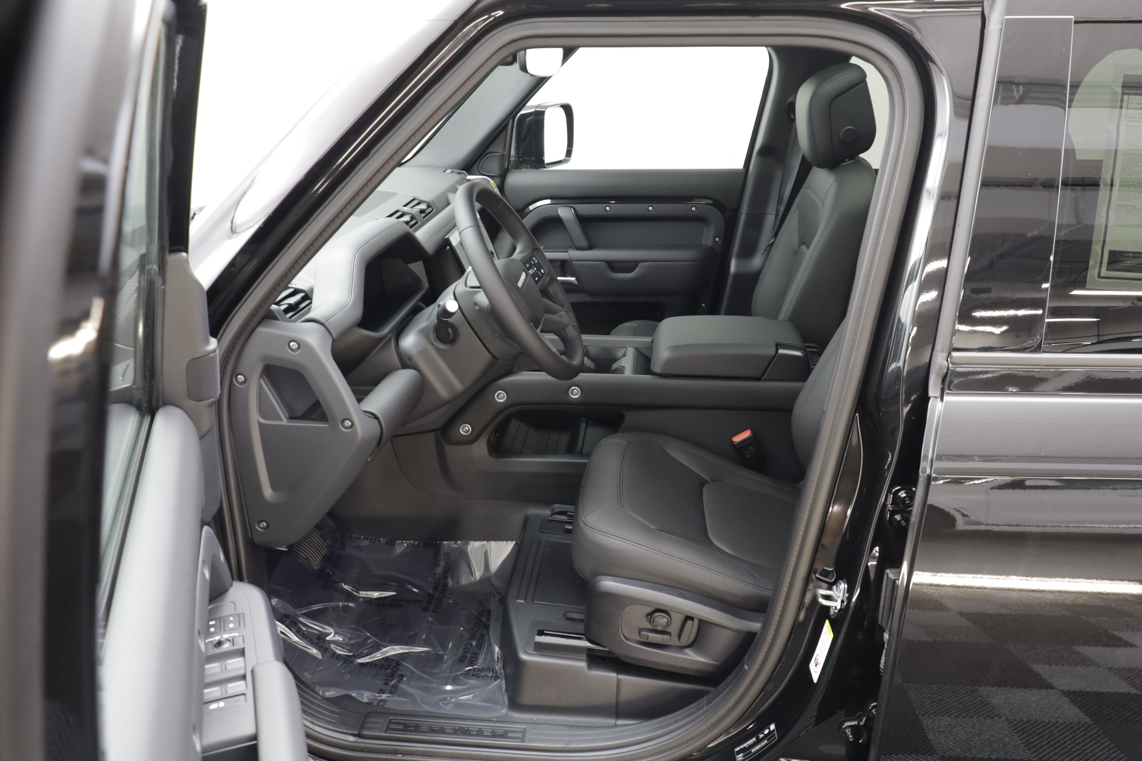 New 2026 Land Rover Defender 110 X-Dynamic SE AWD/4WD image 7