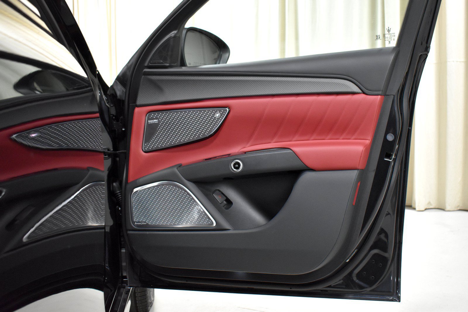 Certified 2023 Maserati Grecale Modena AWD/4WD image 35