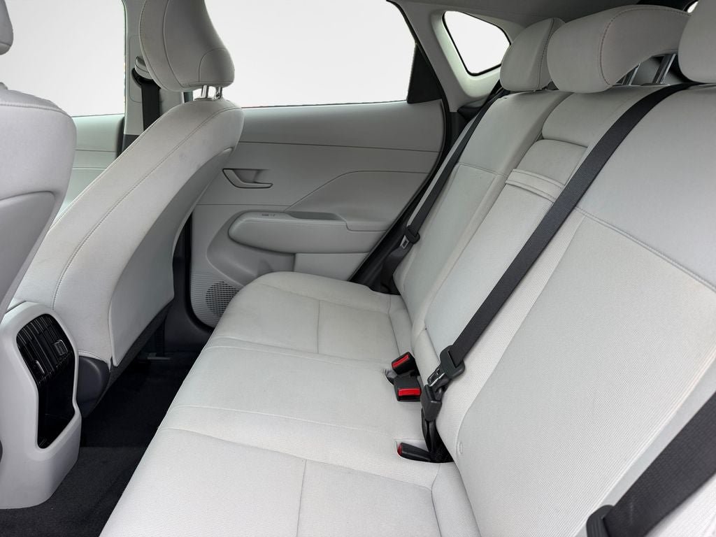 Used 2025 Hyundai Kona SEL AWD/4WD image 14