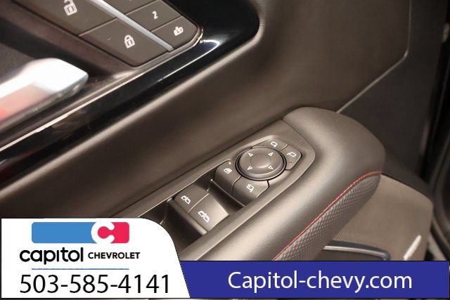 Used 2025 Chevrolet Suburban RST w/ Comfort Package AWD/4WD image 12