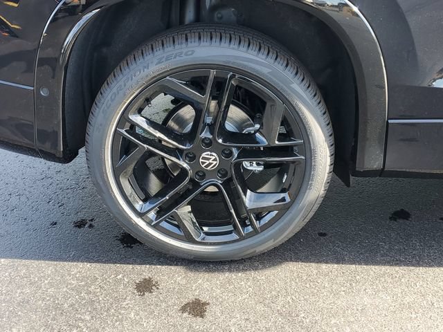 New 2026 Volkswagen Tiguan SE R-Line AWD/4WD image 5