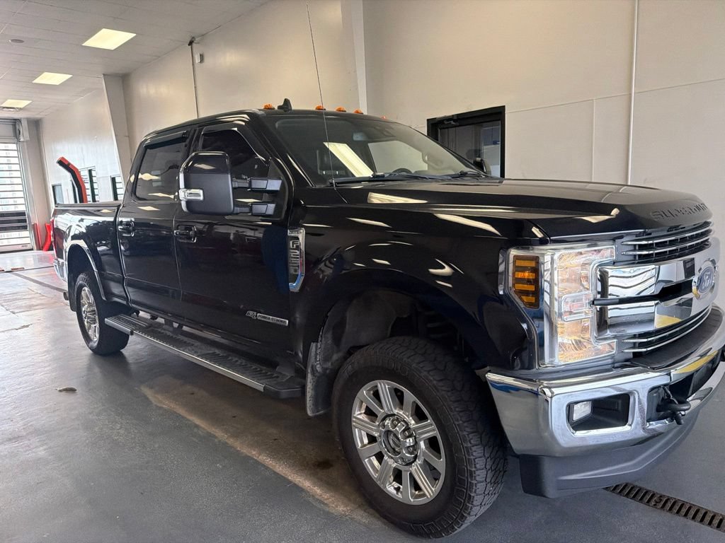 Used 2019 Ford F250 Lariat w/ Lariat Ultimate Package AWD/4WD image 1