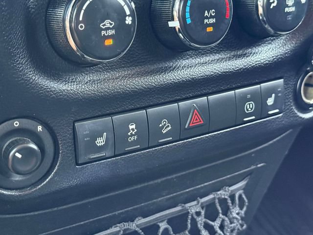 Used 2015 Jeep Wrangler Unlimited Sahara w/ Trailer Tow Group AWD/4WD image 26