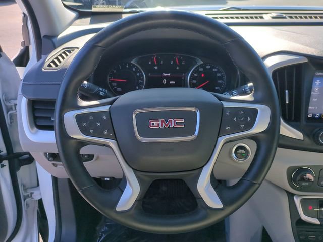 Used 2024 GMC Terrain SLT image 14