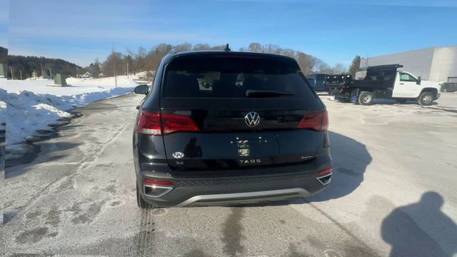 Used 2022 Volkswagen Taos SE image 7