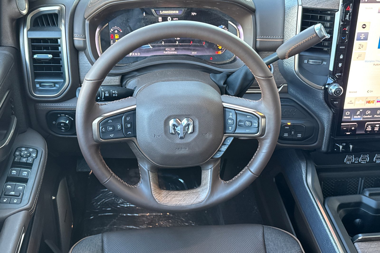 New 2026 RAM 3500 Longhorn image 13