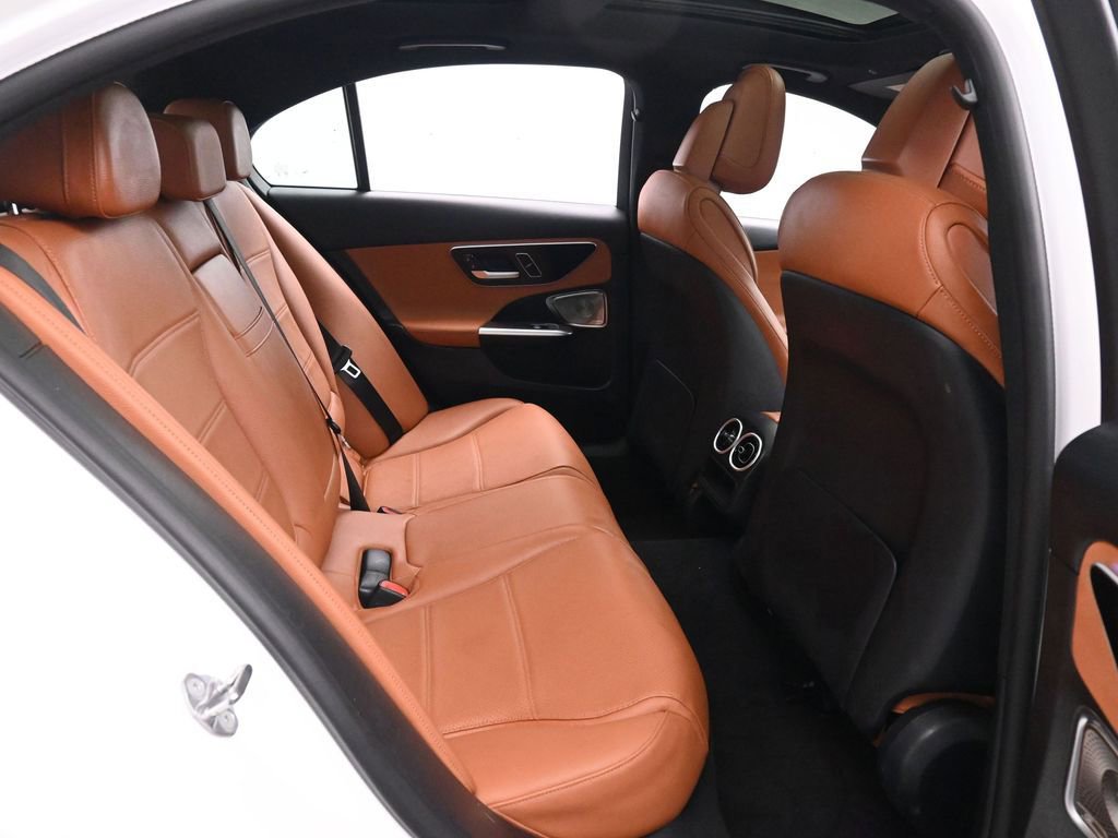Used 2024 Mercedes-Benz C 300 4MATIC Sedan image 21
