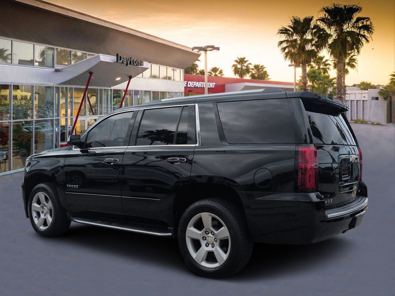 Used 2018 Chevrolet Tahoe Premier RWD image 5