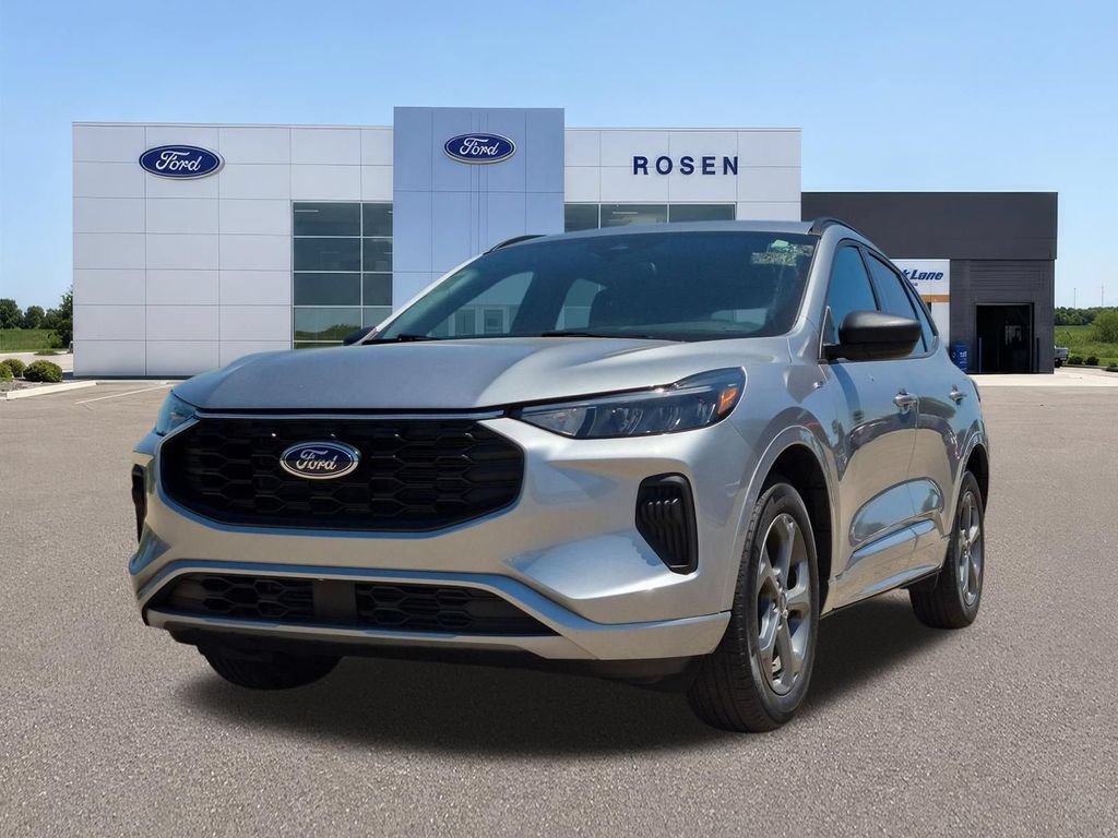 Used 2024 Ford Escape ST-Line w/ Tech Pack #1 AWD/4WD image 11