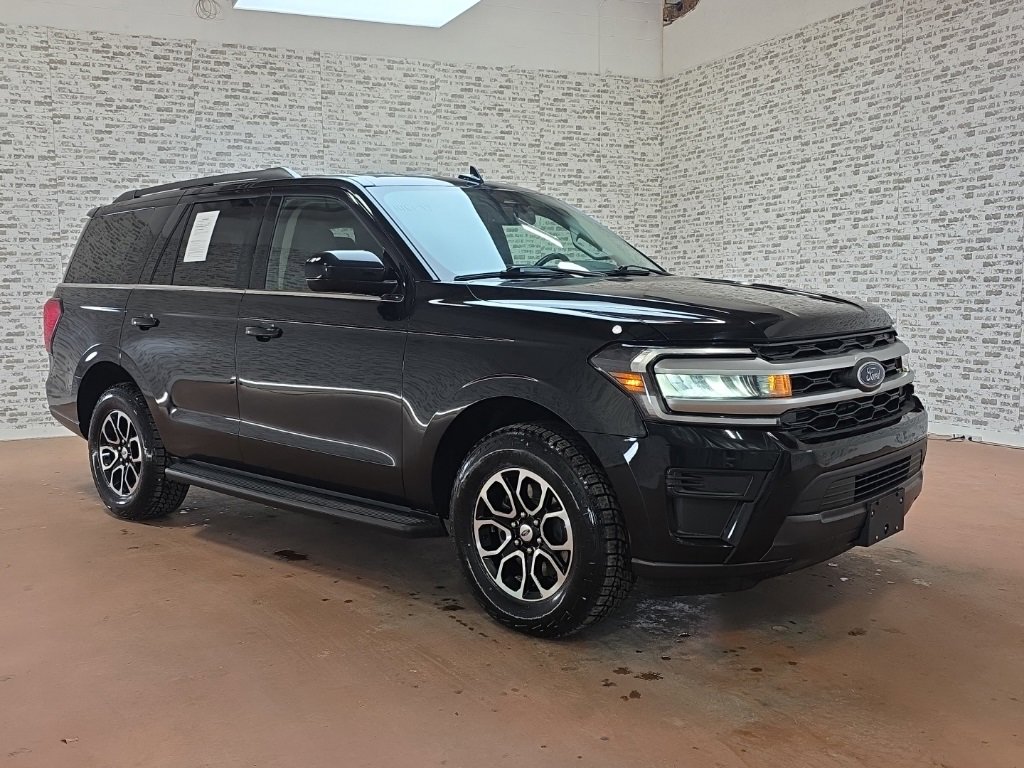 Used 2024 Ford Expedition XLT