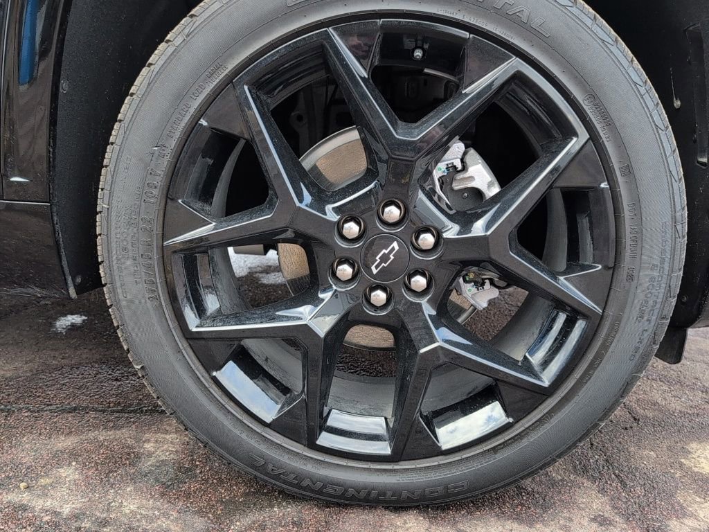 Used 2025 Chevrolet Traverse RS image 38