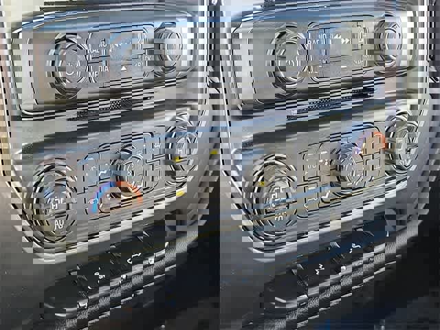 Certified 2017 Chevrolet Silverado 1500 LT w/ All Star Edition image 19